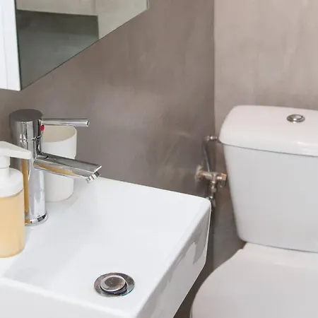 Cute Studio Located In The Vibrant Kolonaki District Of Apartment Athens